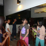 よさこい節を披露