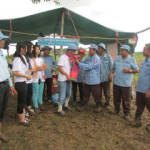 シーマック隊員のシンボル
赤い絹のスカーフ